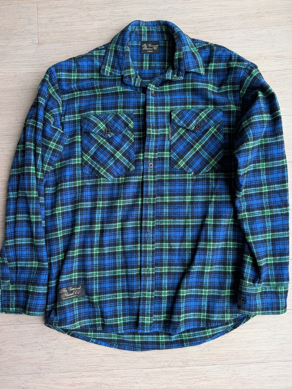 Men's Blue & Green Plaid Button-Down Shirt